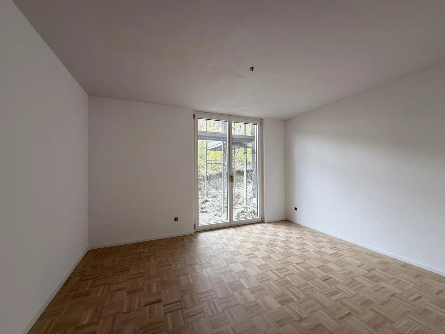 Ampio appartamento di 5,5 stanze con terrazza eccezionale di 56 m² - Foto 9 di 20