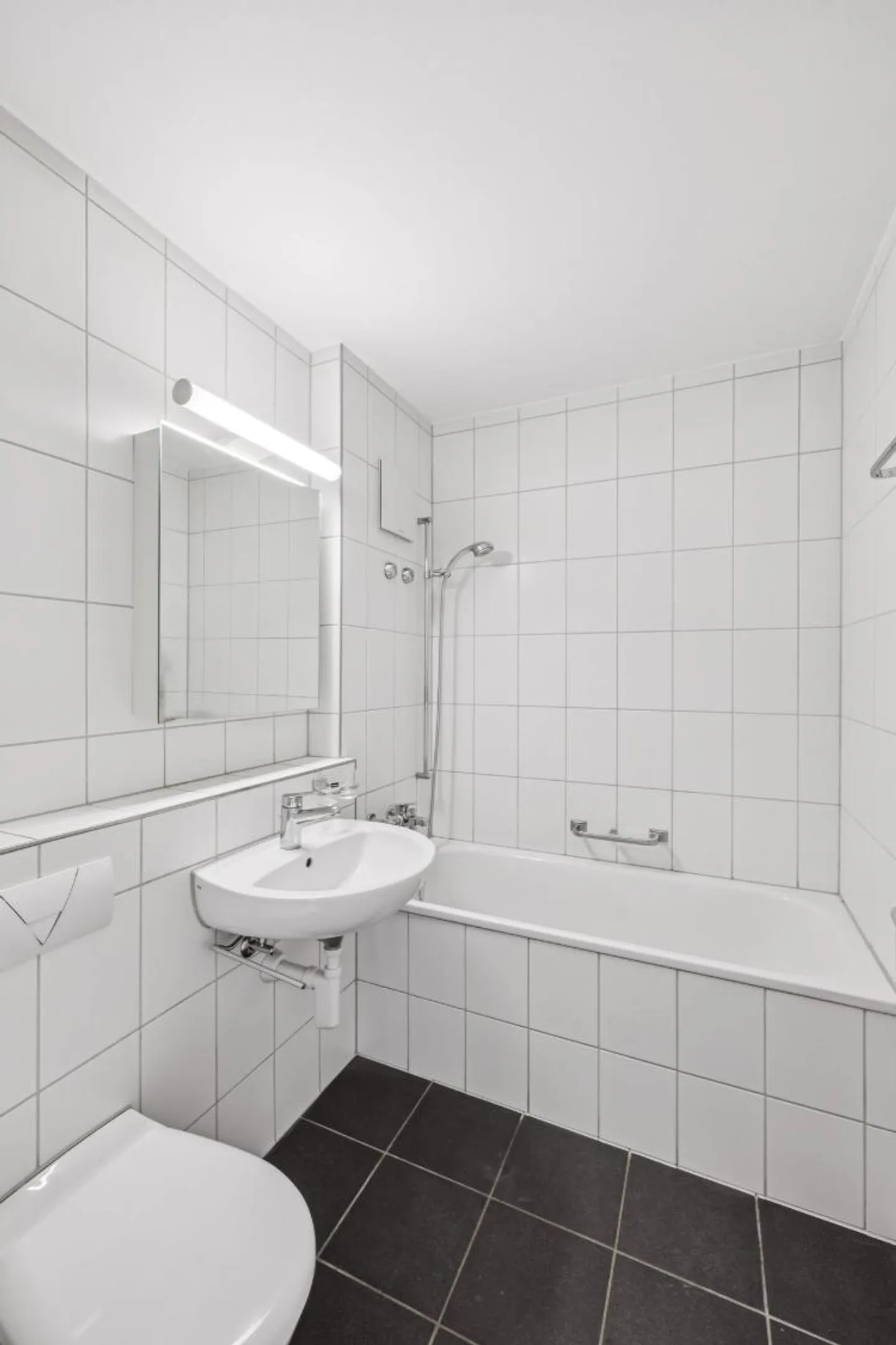 Appartamento 3.5 locali con balcone soleggiato in posizione tranquilla - Foto 4 di 7