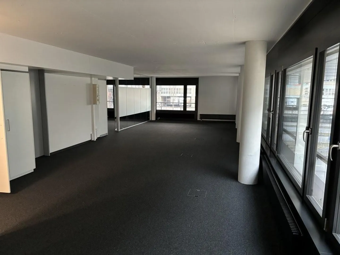 Zentrale Bürofläche in Zürich - Foto 2 von 6