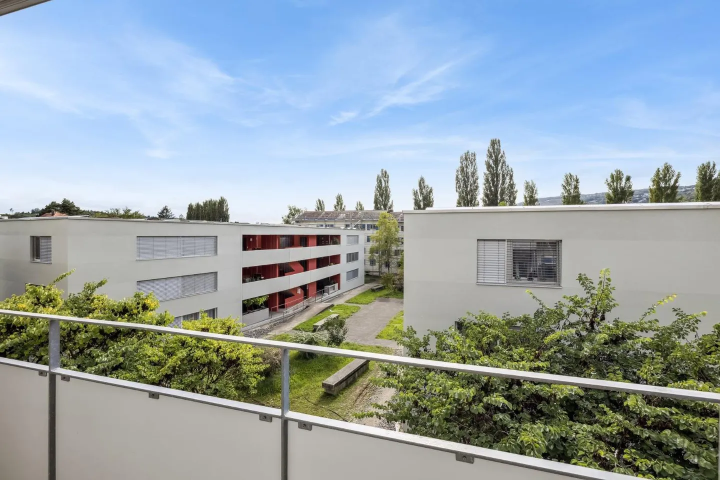 Appartamento 3.5 locali con balcone soleggiato in posizione tranquilla - Foto 7 di 7