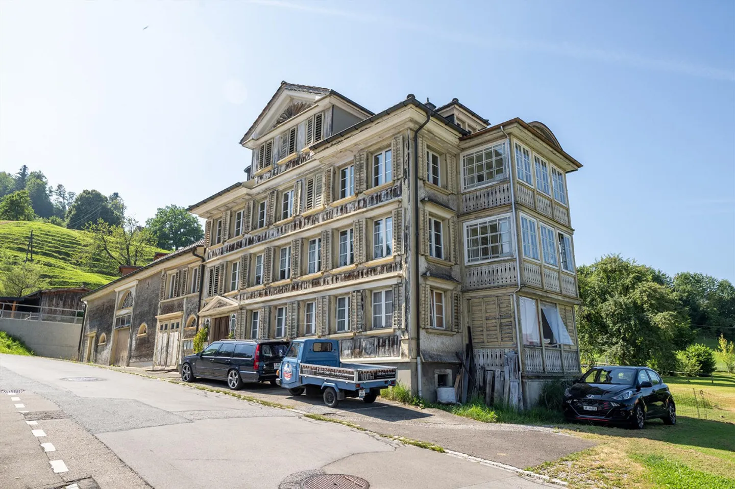 Mehrfamilienhaus mit Ausbaupotenzial - Foto 1 von 9