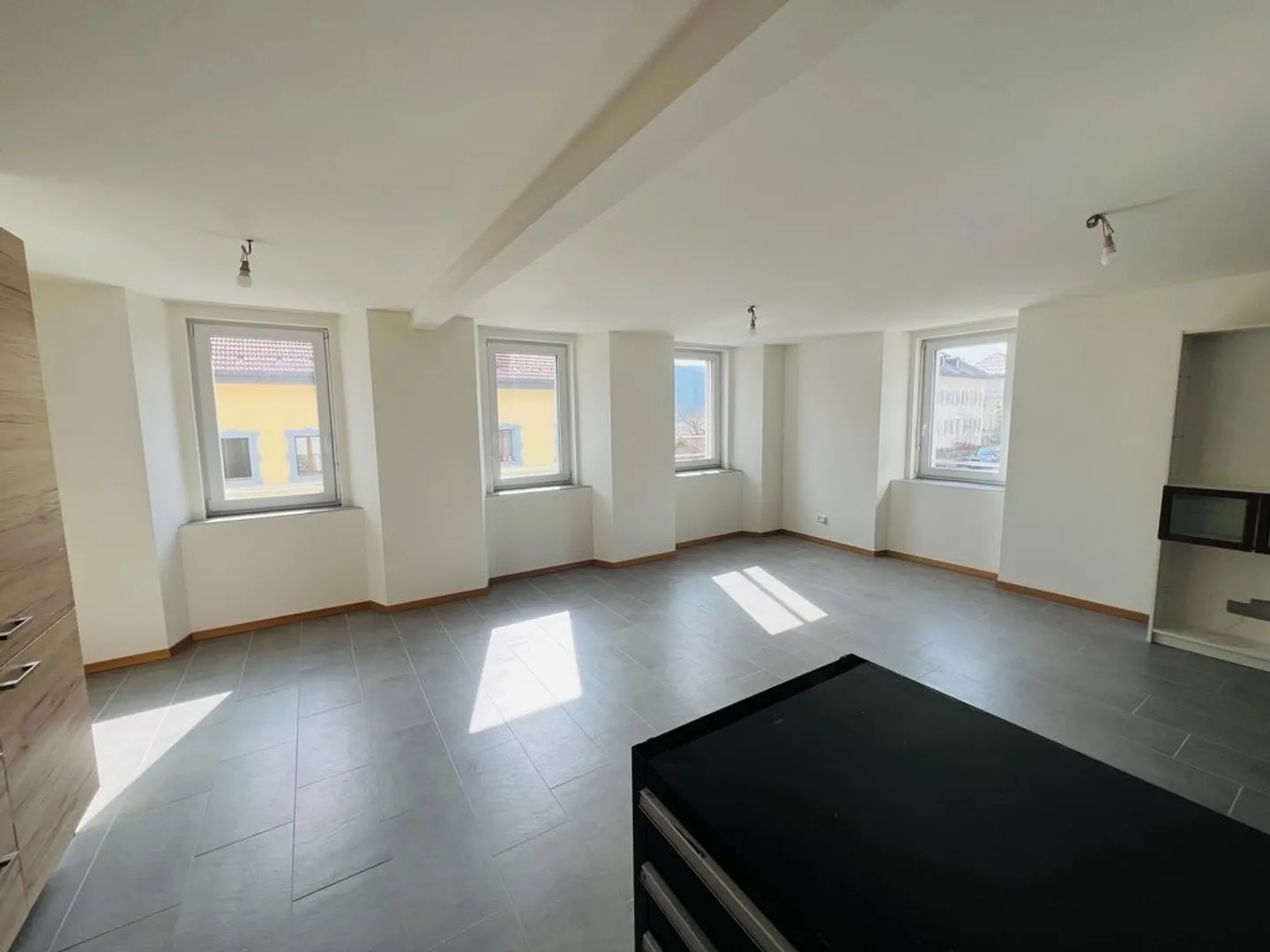 Appartamento moderno al Lago di Joux - Foto 1 di 7