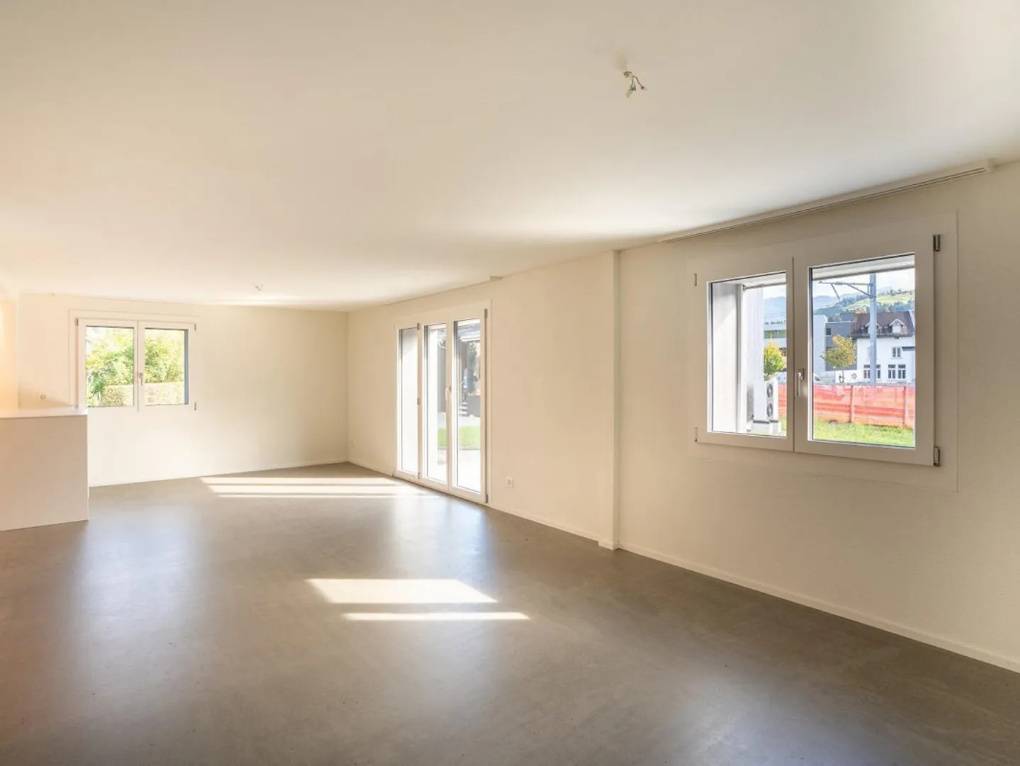 Prima locazione dopo ristrutturazione completa - Vivere modernamente in una posizione ambita! - Foto 2 di 6