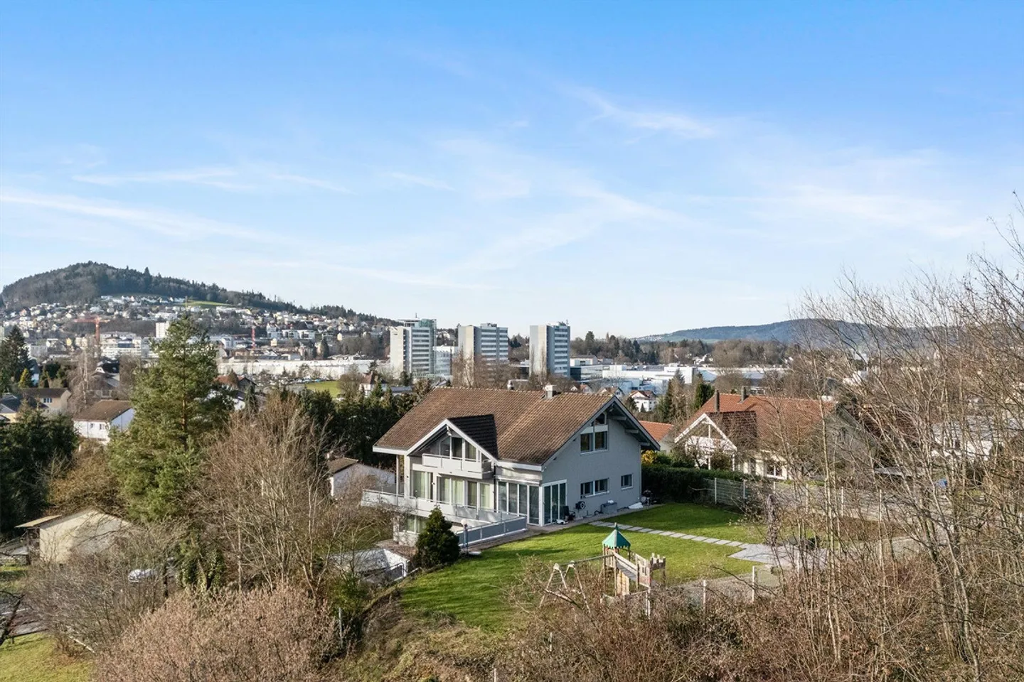 A Home That Inspires: Dream Villa with Garden Paradise - Photo 1 of 6