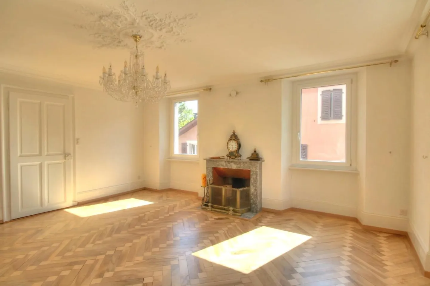 Charmantes Appartement in Monthey - Foto 3 von 13