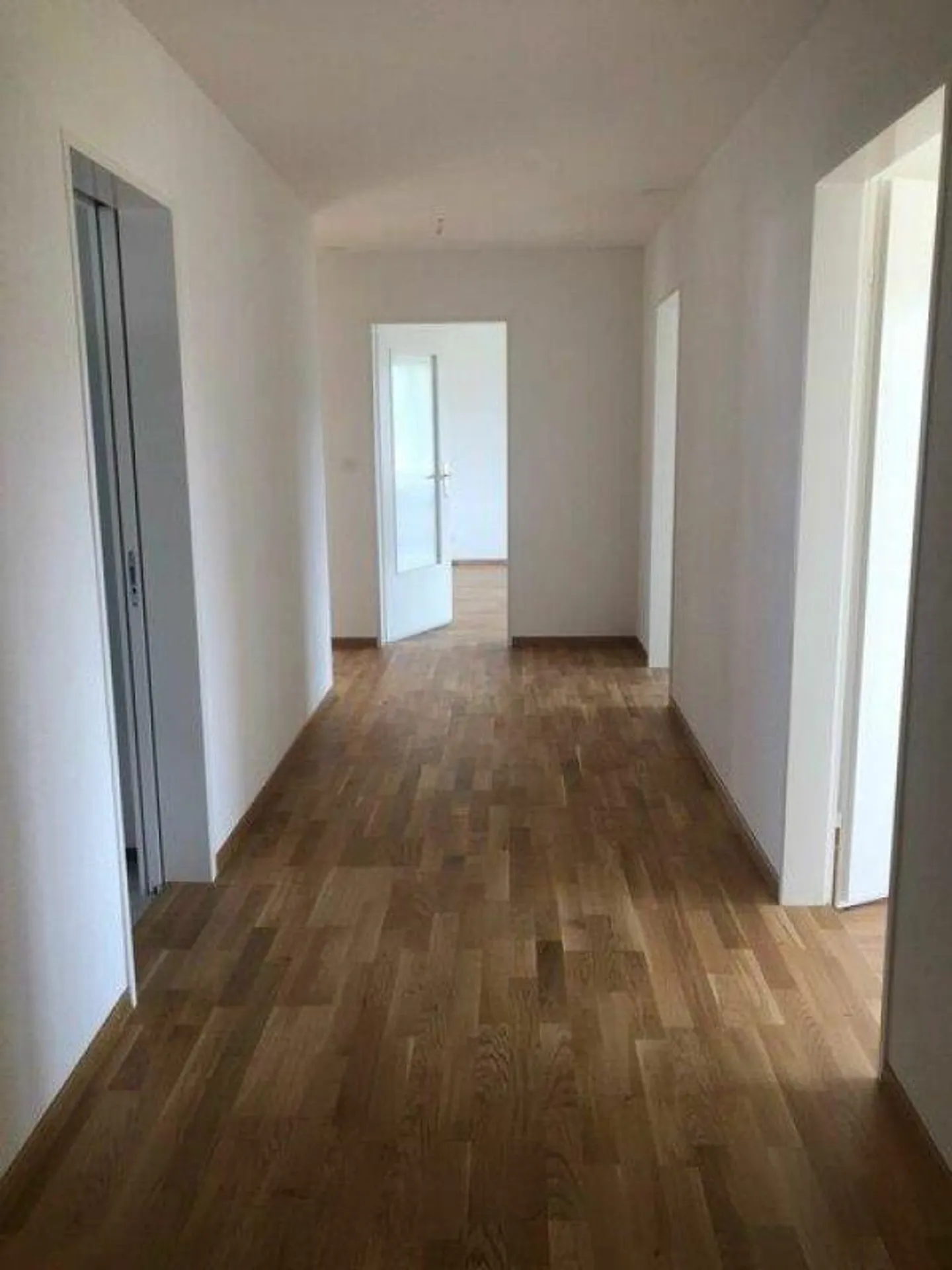 Appartamento affascinante 4.0 stanze - Foto 3 di 10