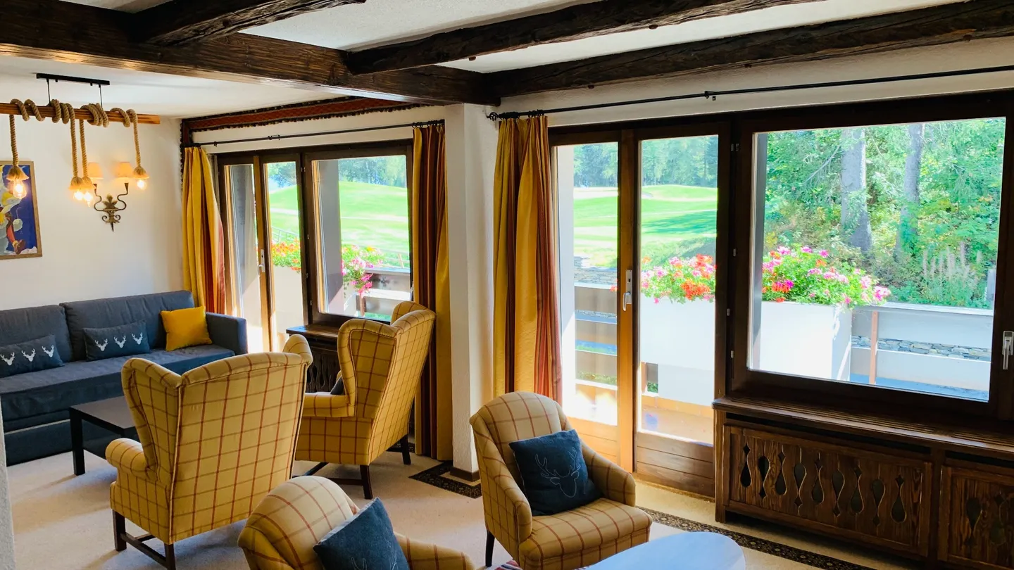 Appartement Duplex avec Vue Golf - Photo 5 sur 12