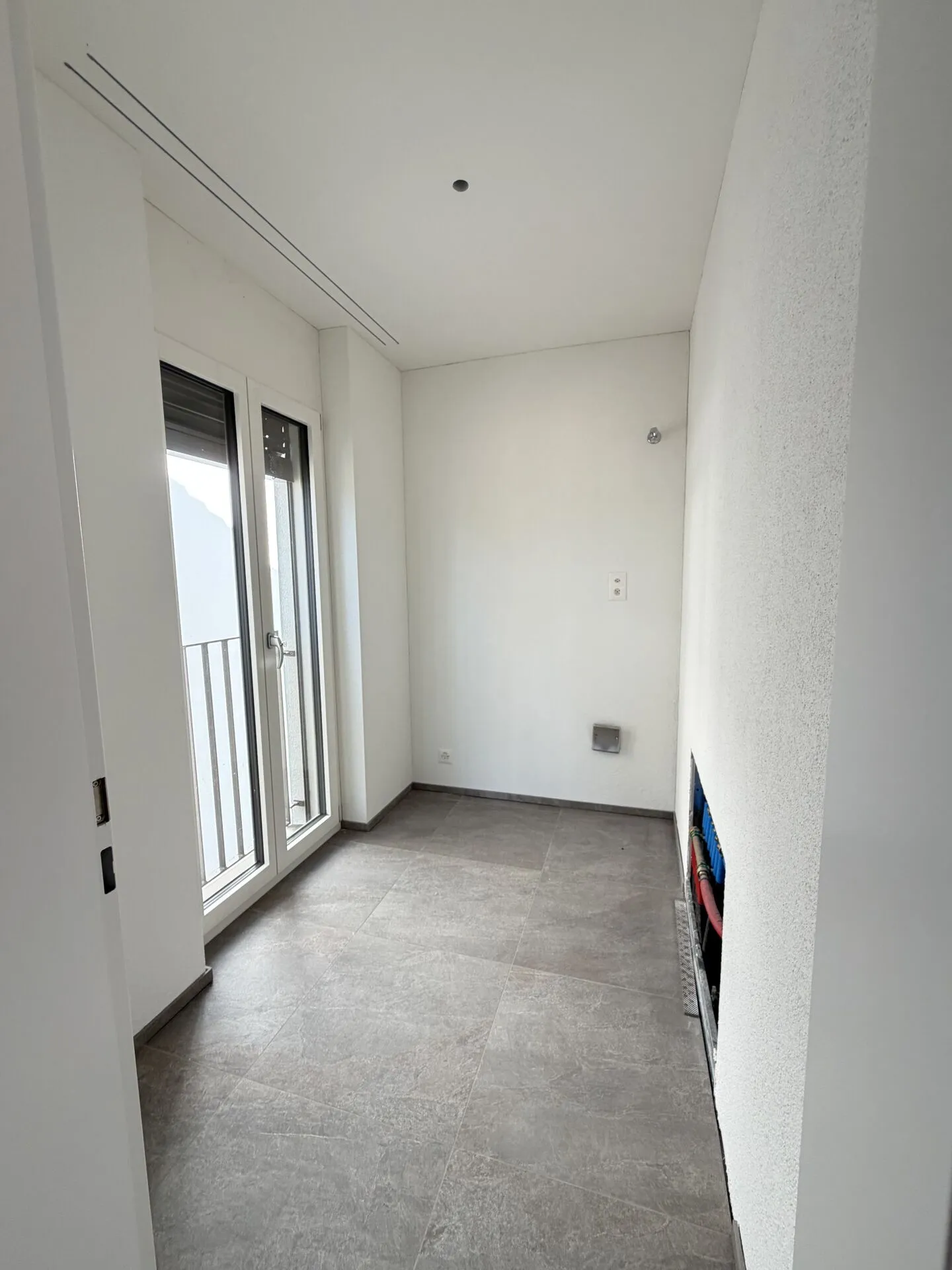 Newly built 3.5 room garden apartment with parking garage - Photo 10 of 16