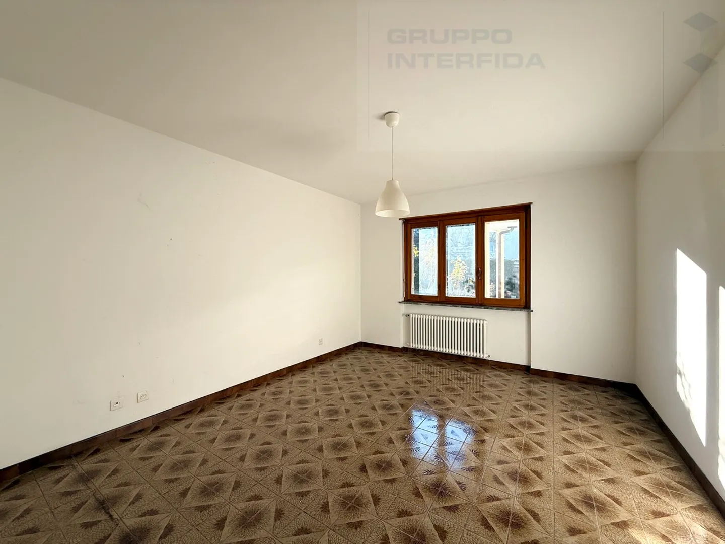 Maison spacieuse avec appartement séparé - Photo 7 sur 12