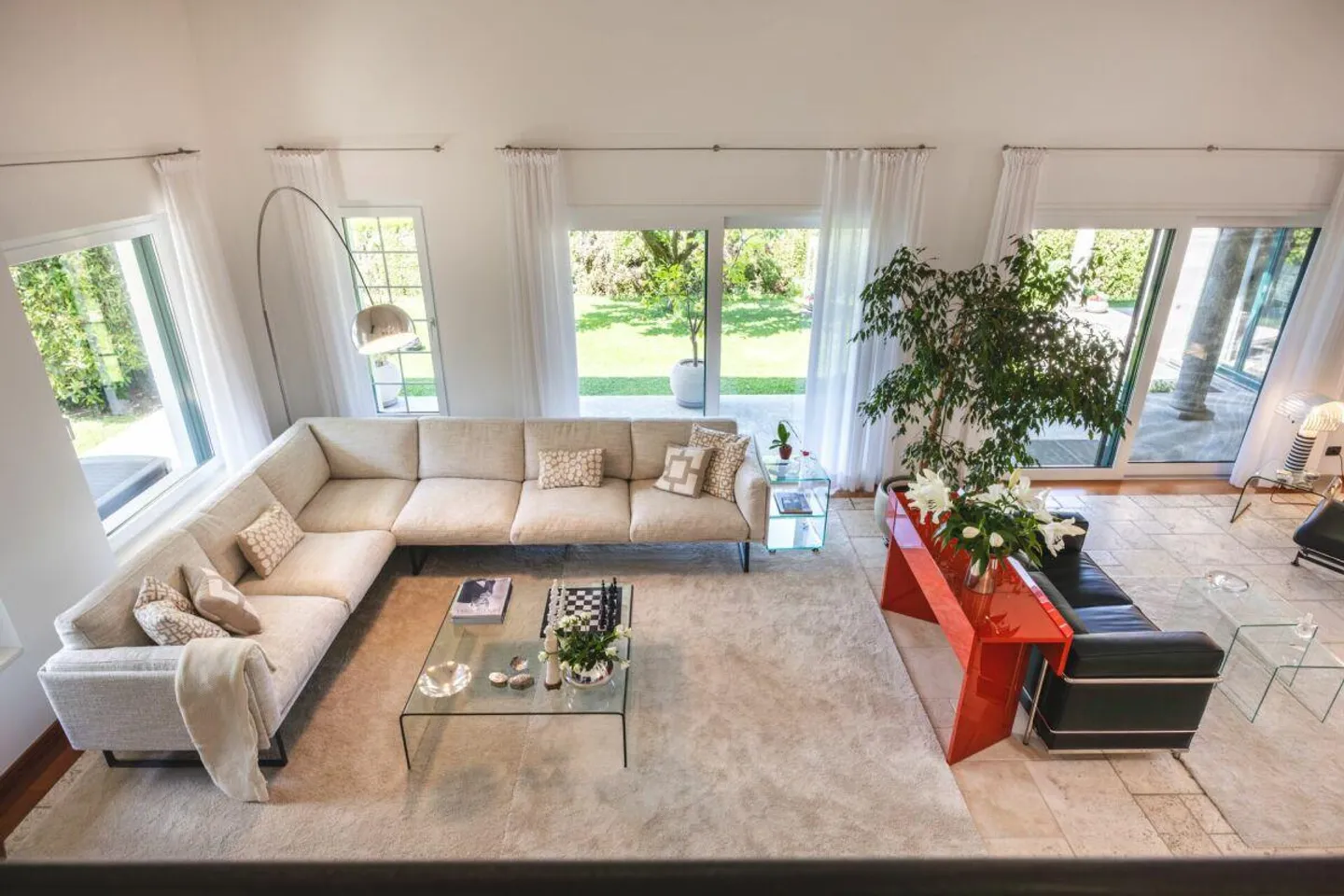Nous vendons une élégante villa avec piscine à Cadro - Photo 11 sur 30