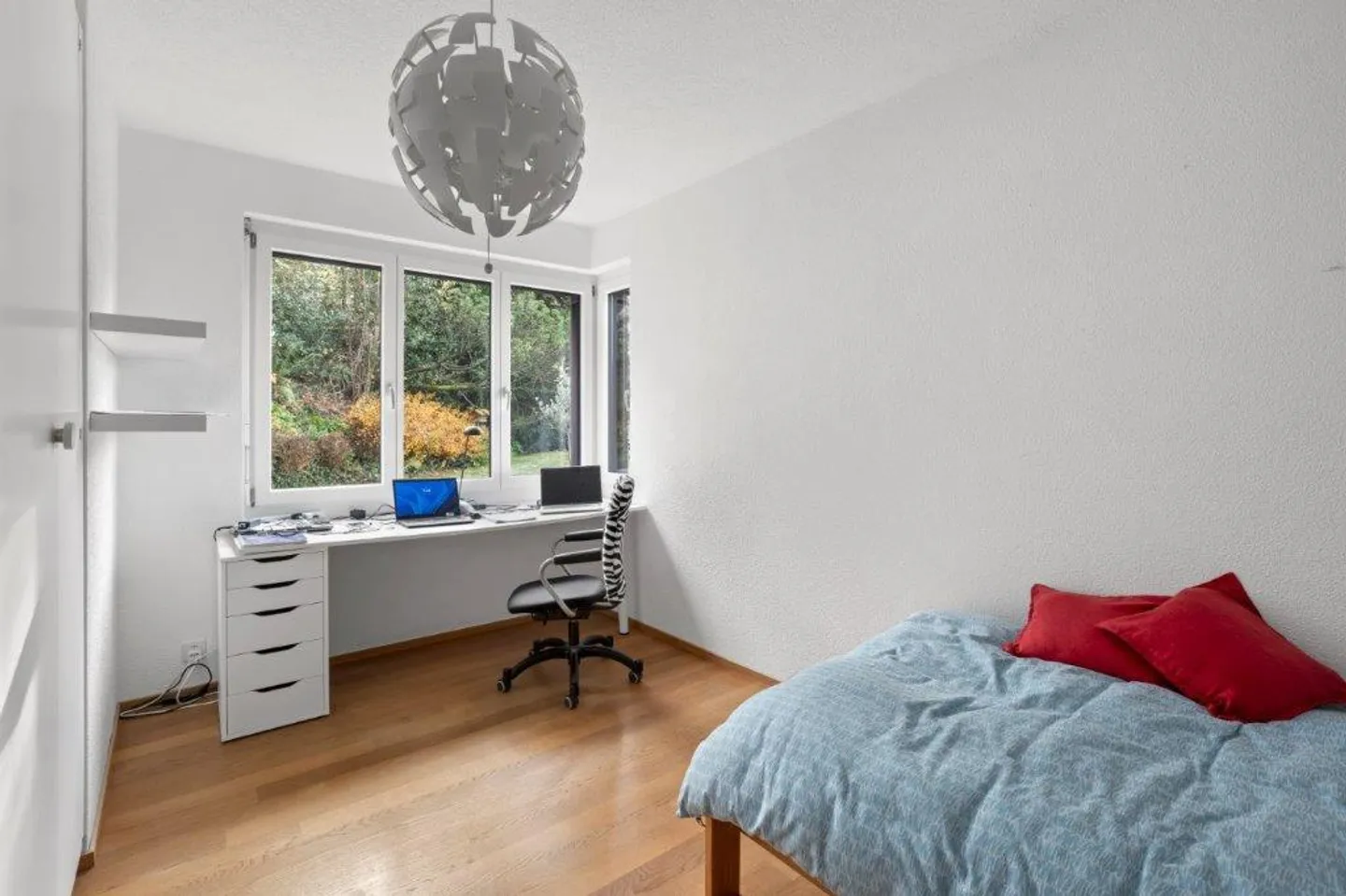 Your new home with lake and mountain views in Walchwil - Photo 7 of 14