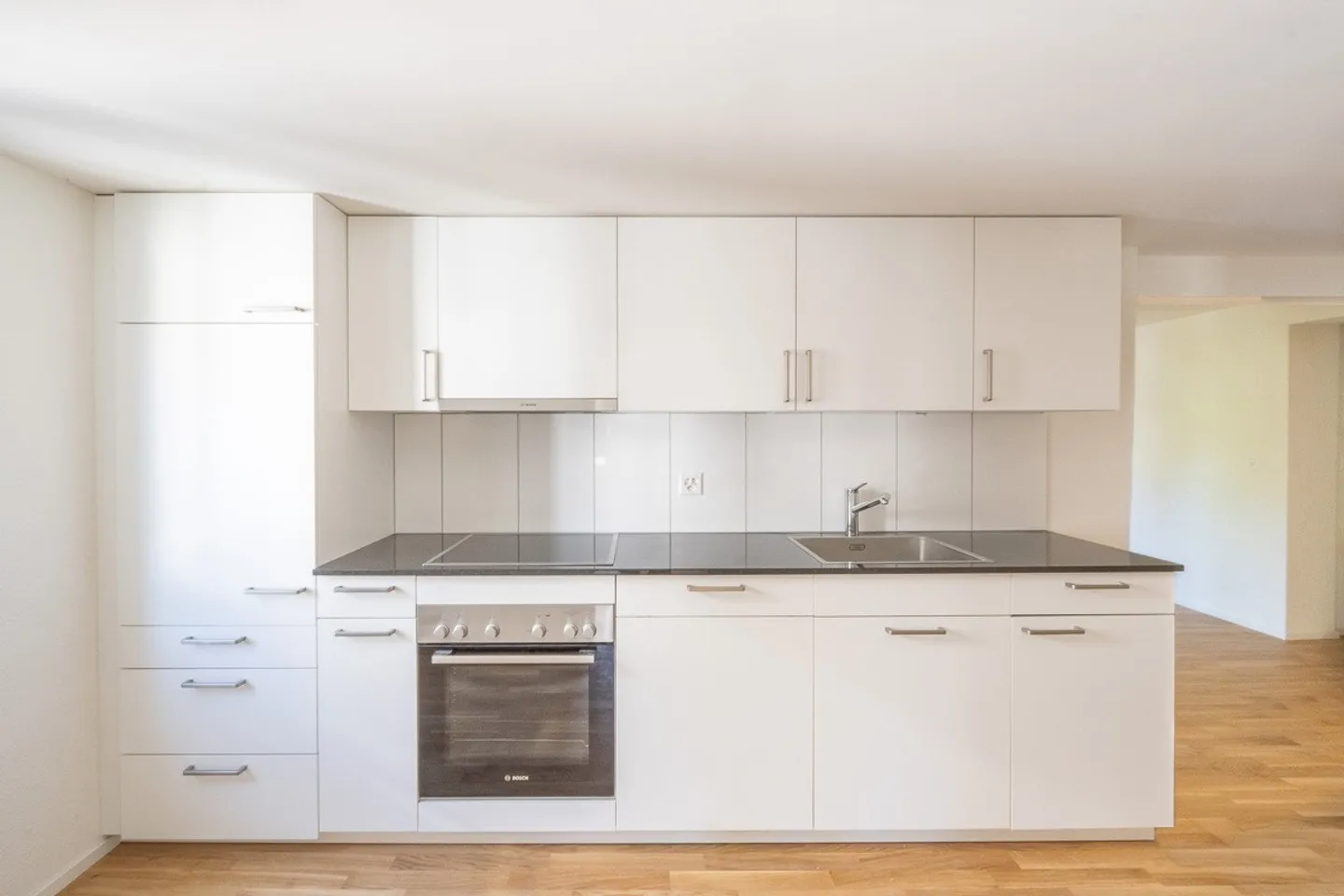 Freshly renovated multi-family house with 10 units - Photo 7 of 8