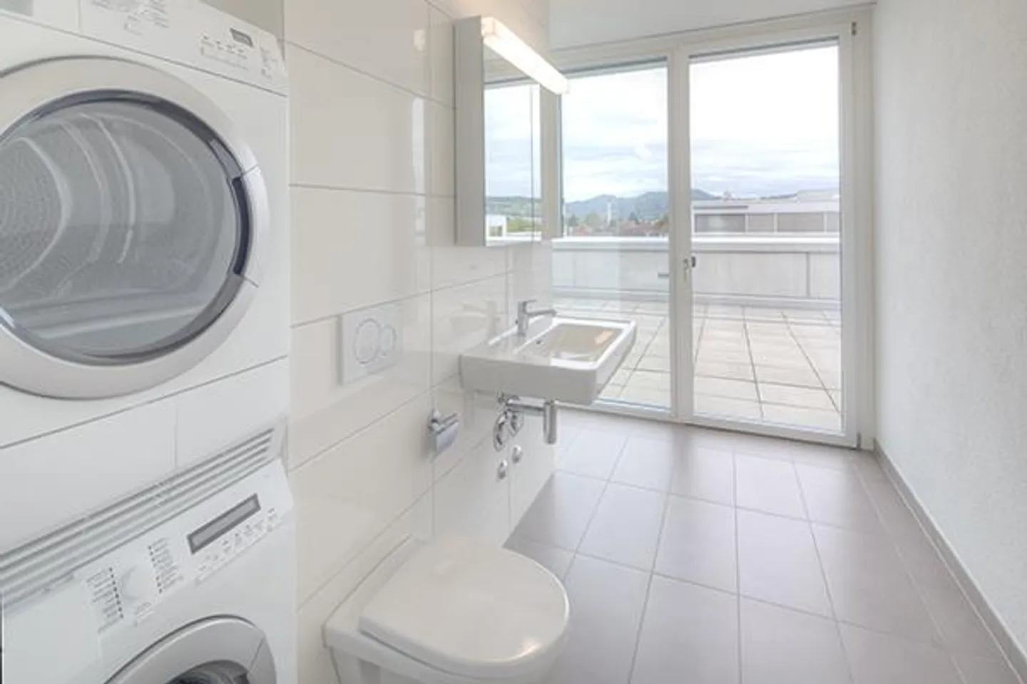 When housing dreams come true! - Photo 4 of 5