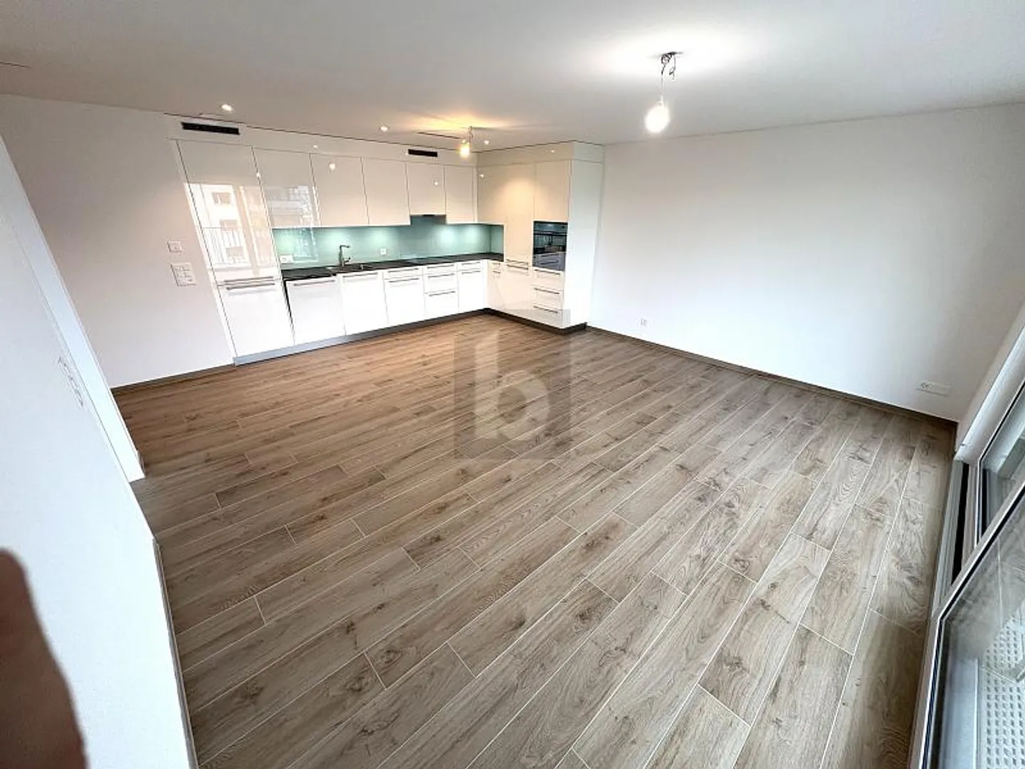 Apartment for rent - Photo 5 of 6