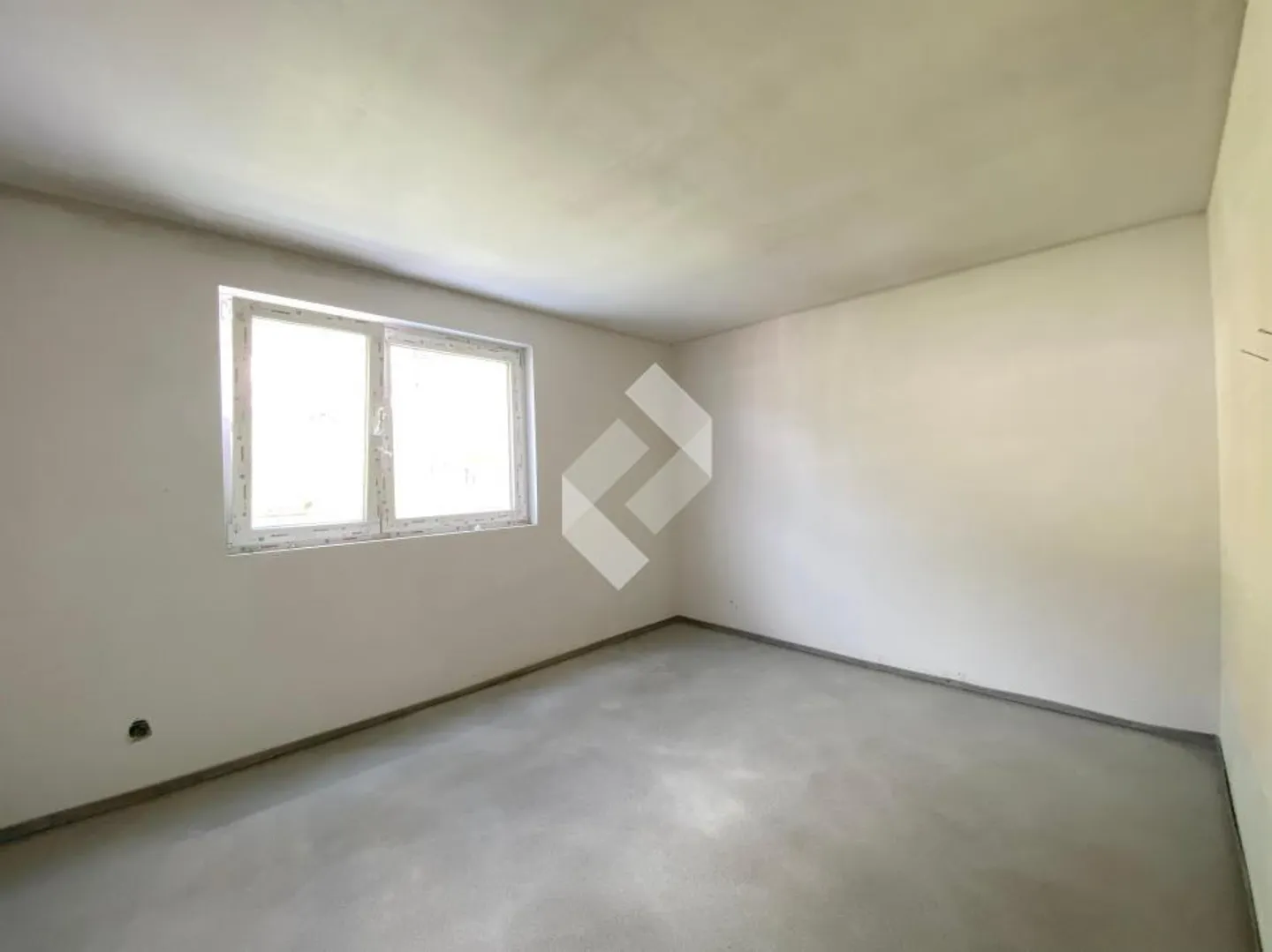 3.5 Room Apartment - Photo 4 of 13