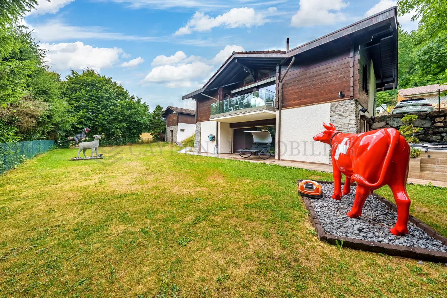 Exceptional Detached House ? Fully Renovated in 2025 - Photo 8 of 10