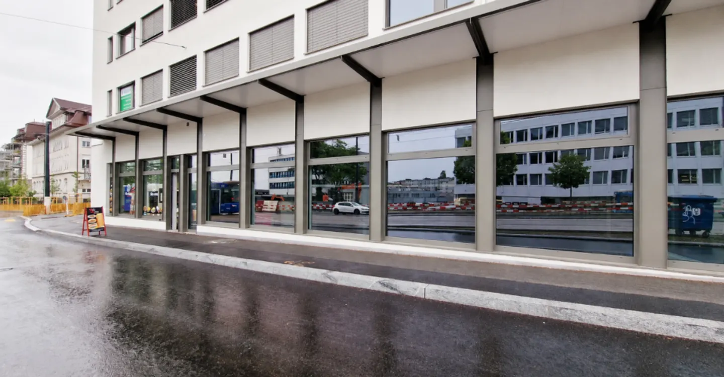Spazio Commerciale a Losanna - Foto 2 di 7
