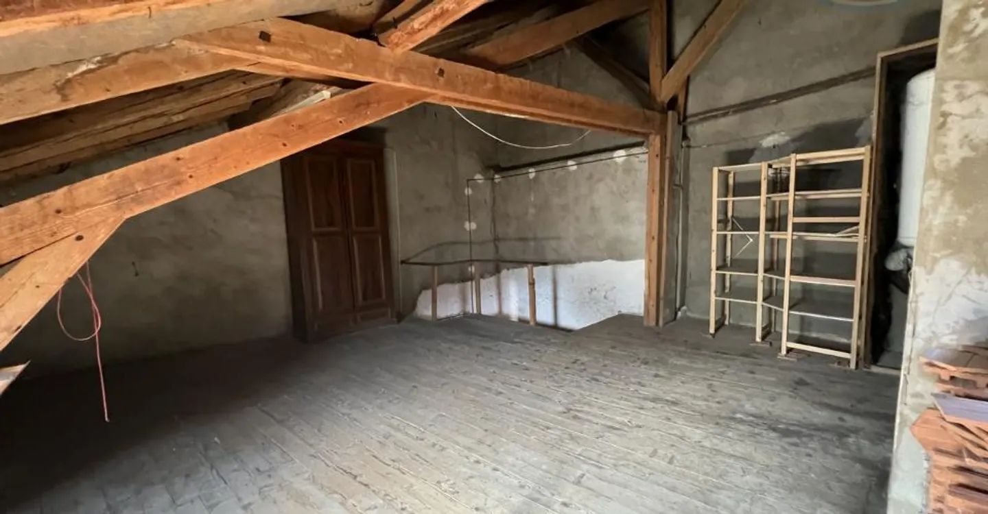 Haus im Zentrum der mittelalterlichen Stadt Saint-Ursanne - Foto 10 von 10