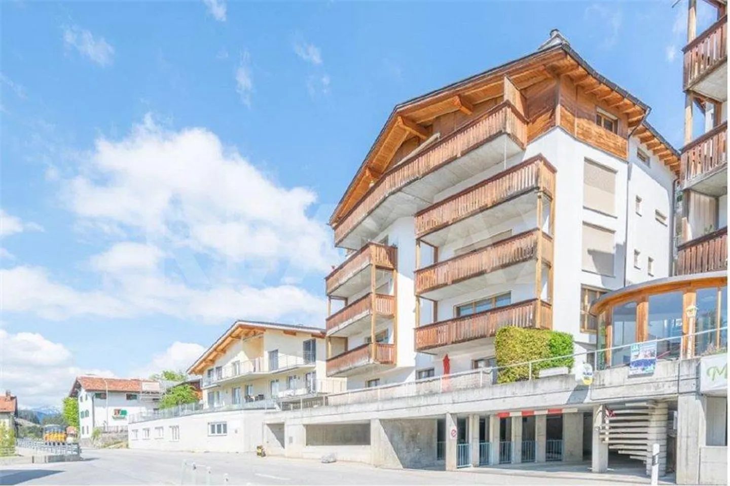 Charming 4½ Room Apartment with Mountain View in Trin - Photo 10 of 10