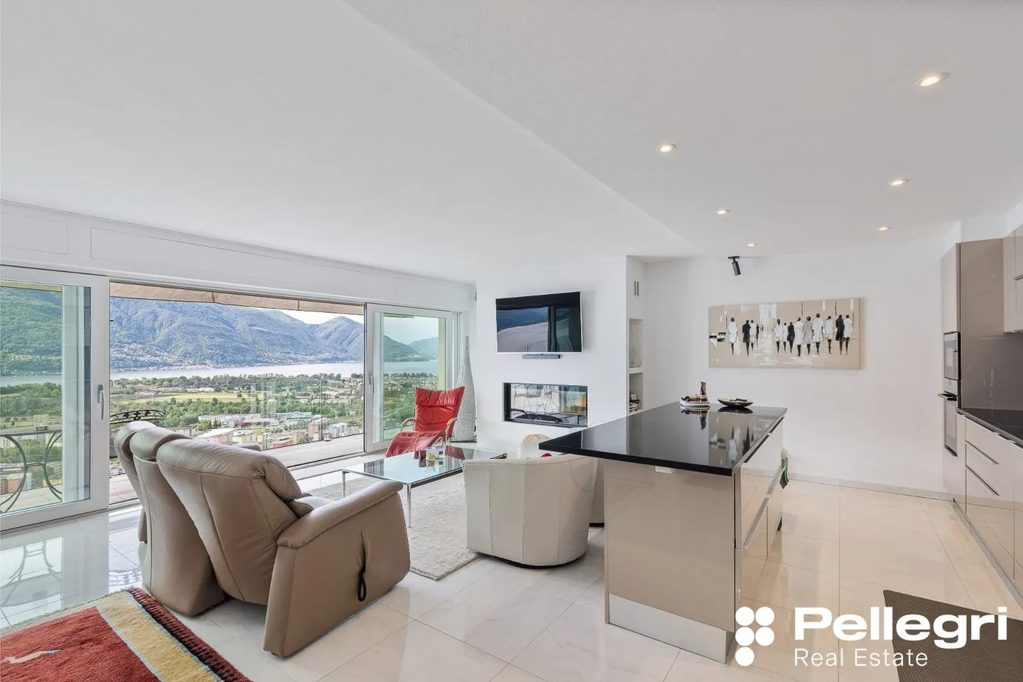 The Magic of a Touch of Rustic in Modern Comfort - Photo 10 of 15