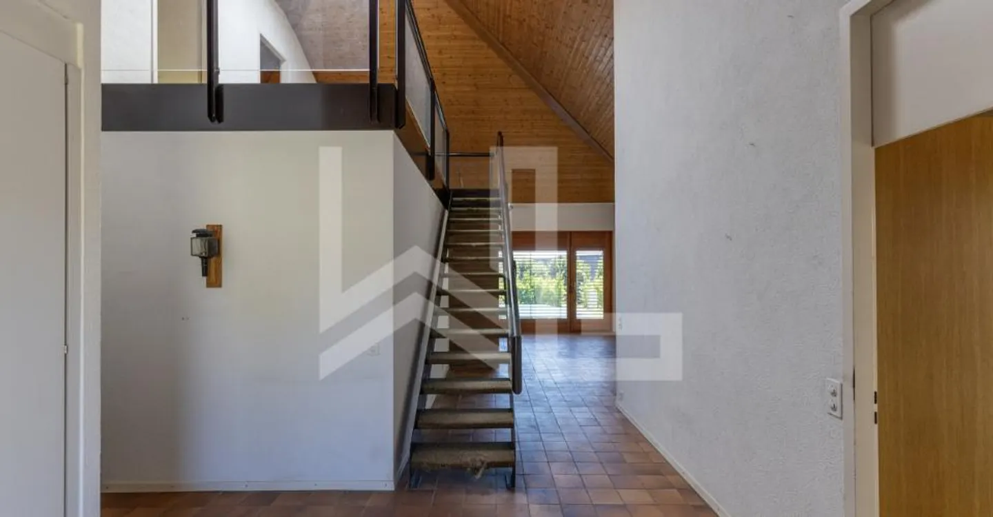 Villa indipendente da ristrutturare - Foto 2 di 13