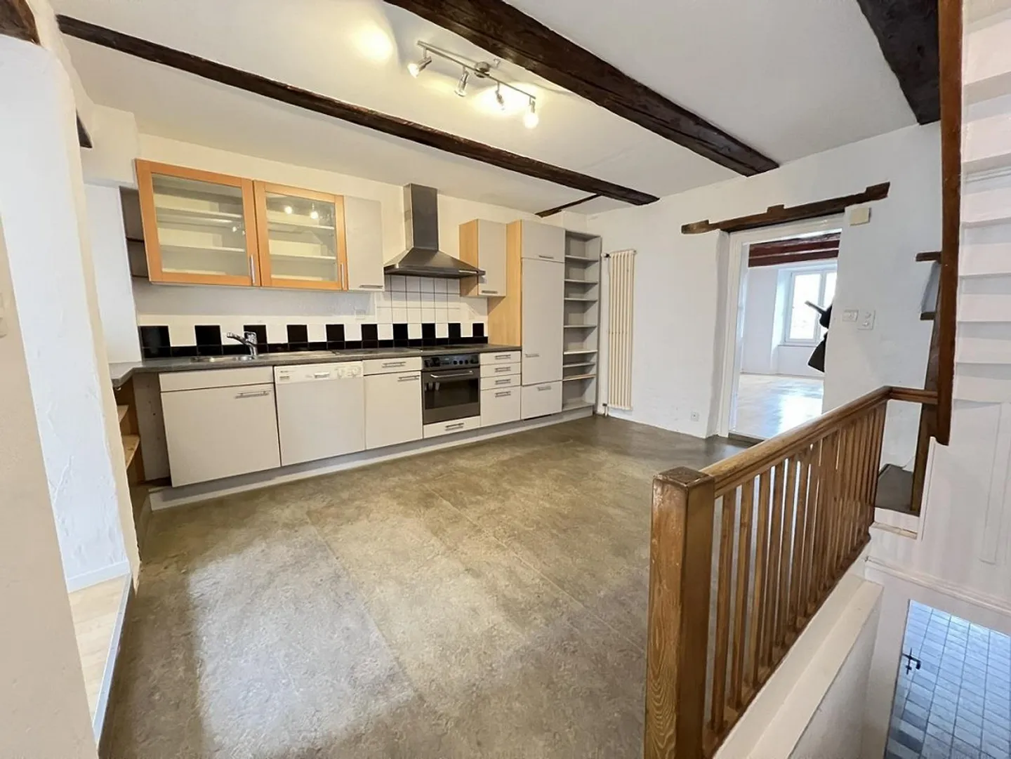 Maison de ville de 4,5 pièces au cœur de Pratteln - Photo 2 sur 17