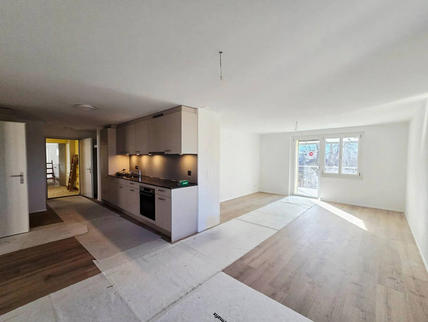 Appartamento di 3,5 locali dopo ristrutturazione completa - Foto 4 di 7