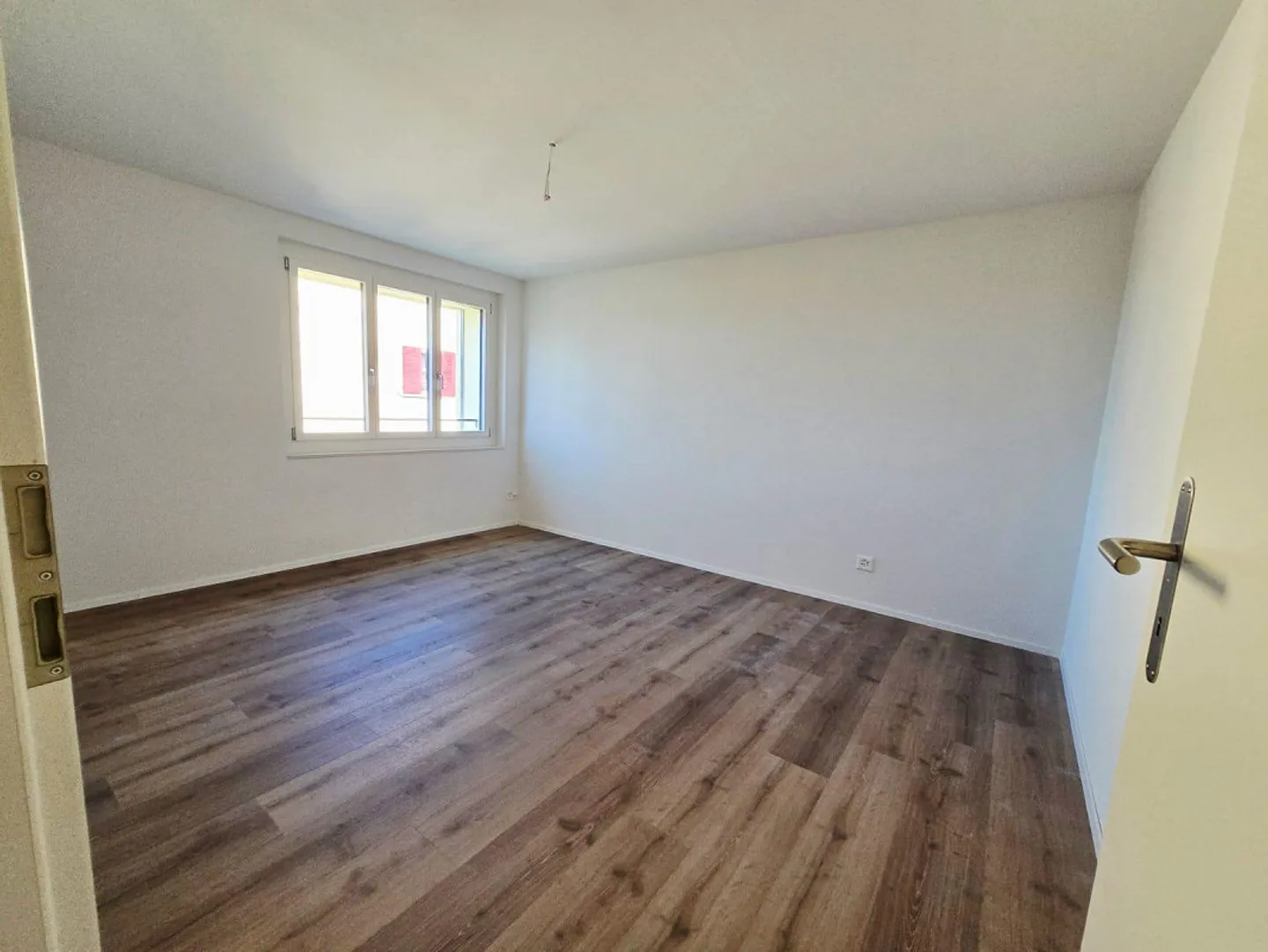 Appartamento di 3,5 locali dopo ristrutturazione completa - Foto 6 di 7