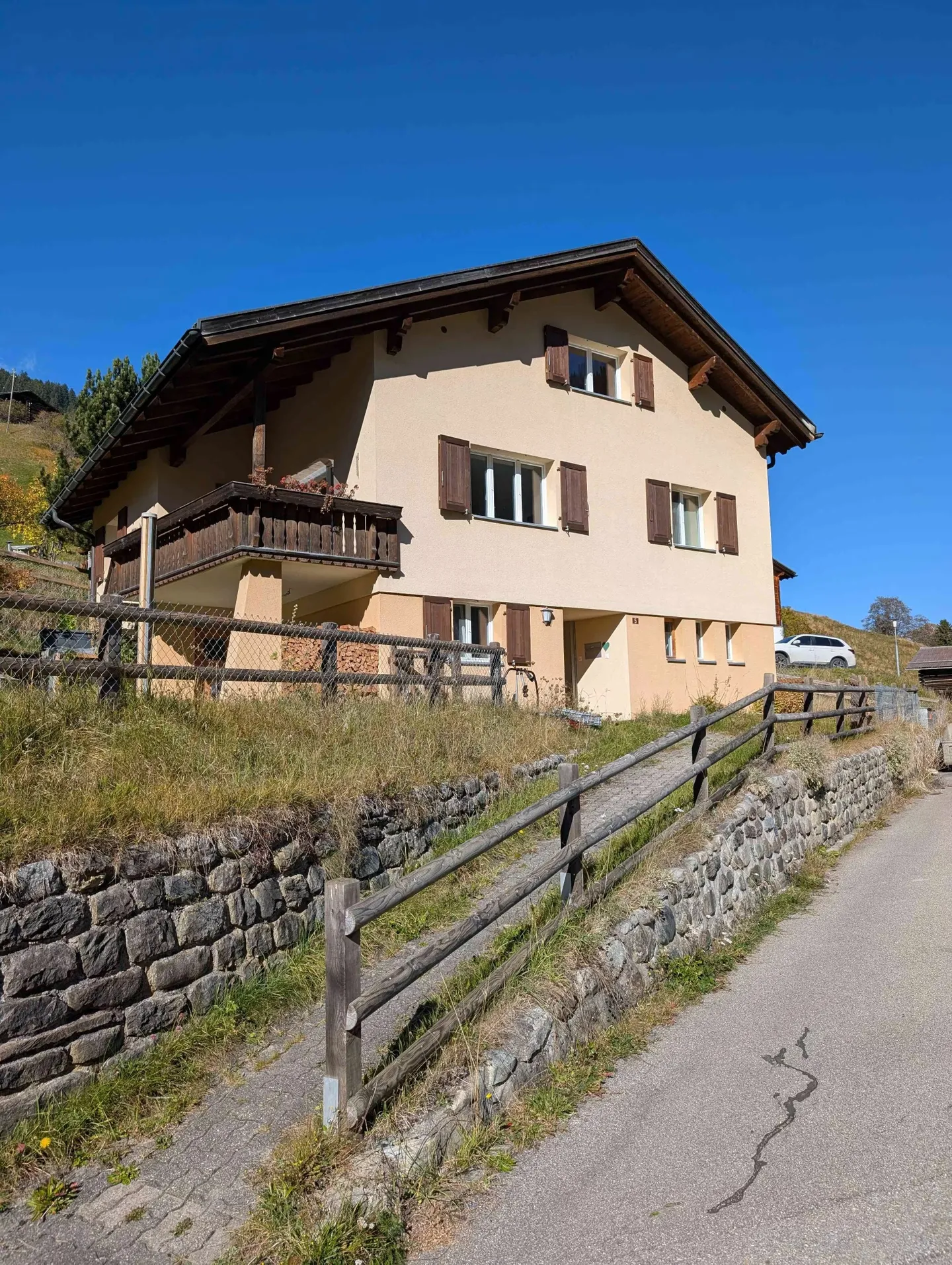 Incantevole casa unifamiliare nel cuore del Safiental - Foto 4 di 5