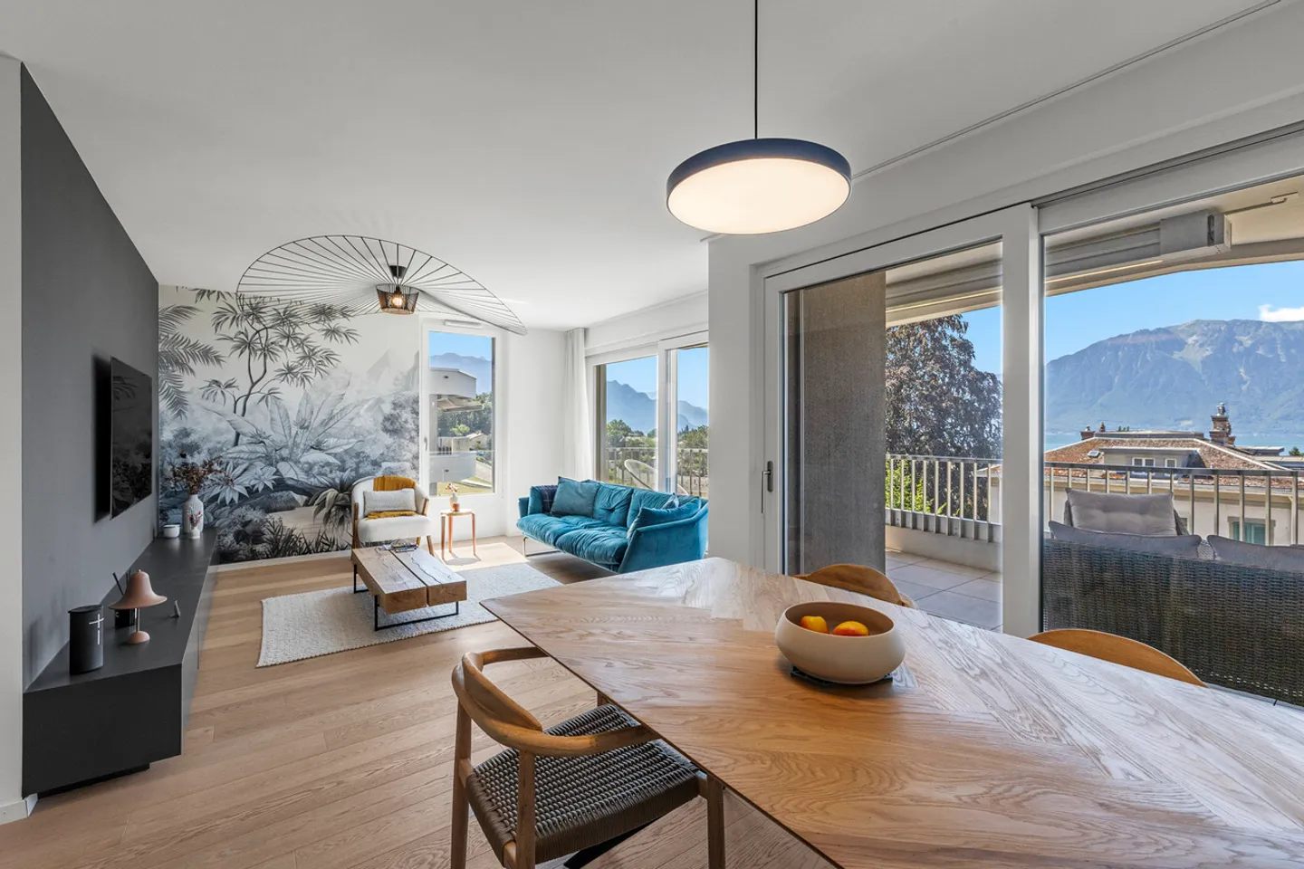 Elegant 3.5-room penthouse with lake view in Vevey - Photo 17 of 34