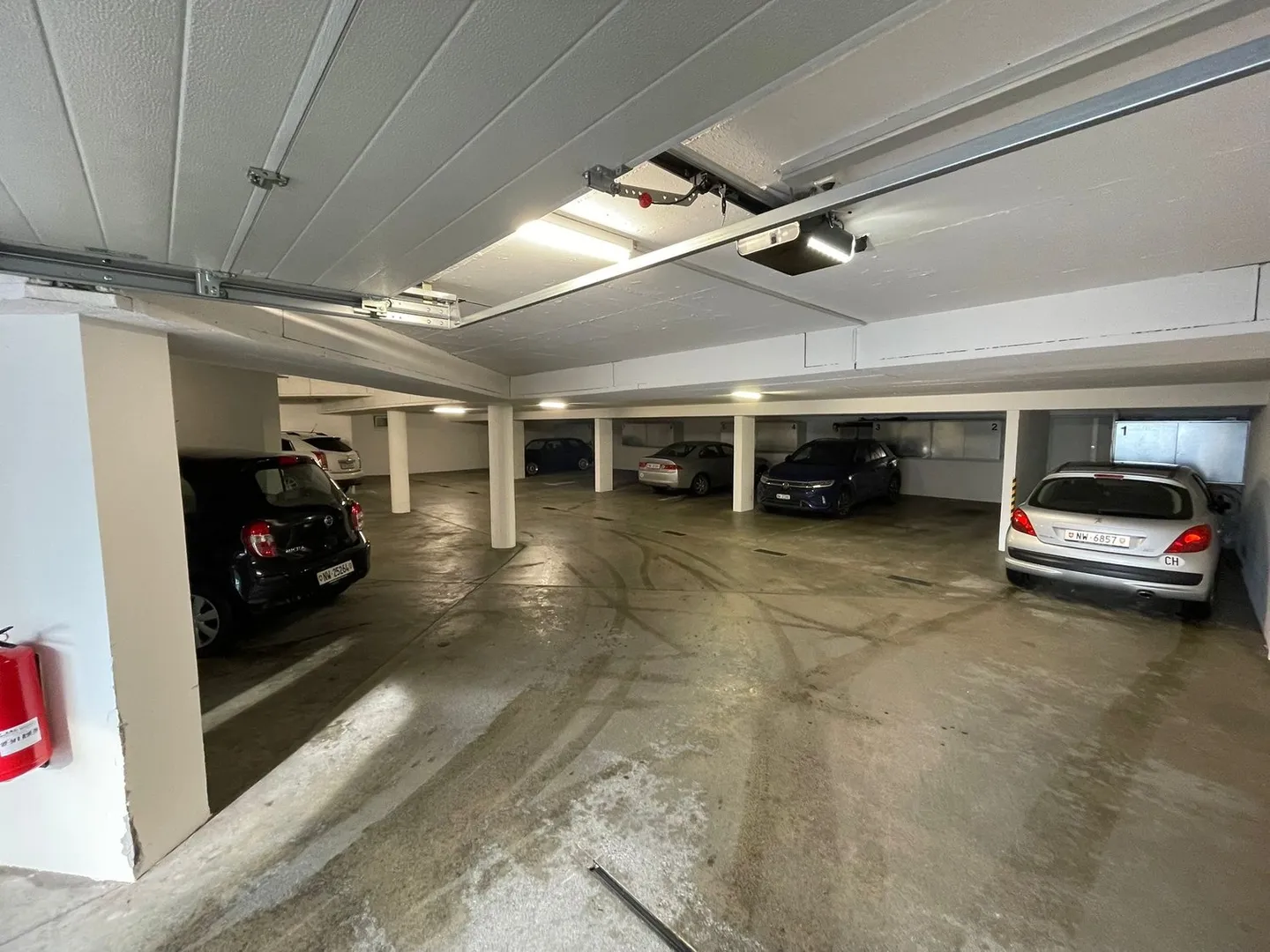 Sicherer Parkplatz in Hergiswil - Foto 2 von 3