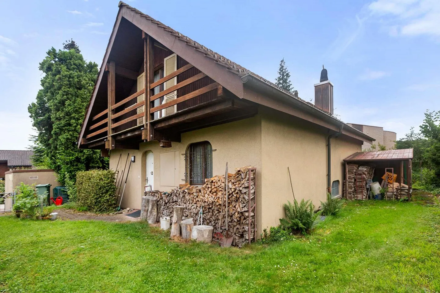 Casa unifamiliare con potenziale di sviluppo - Foto 8 di 10