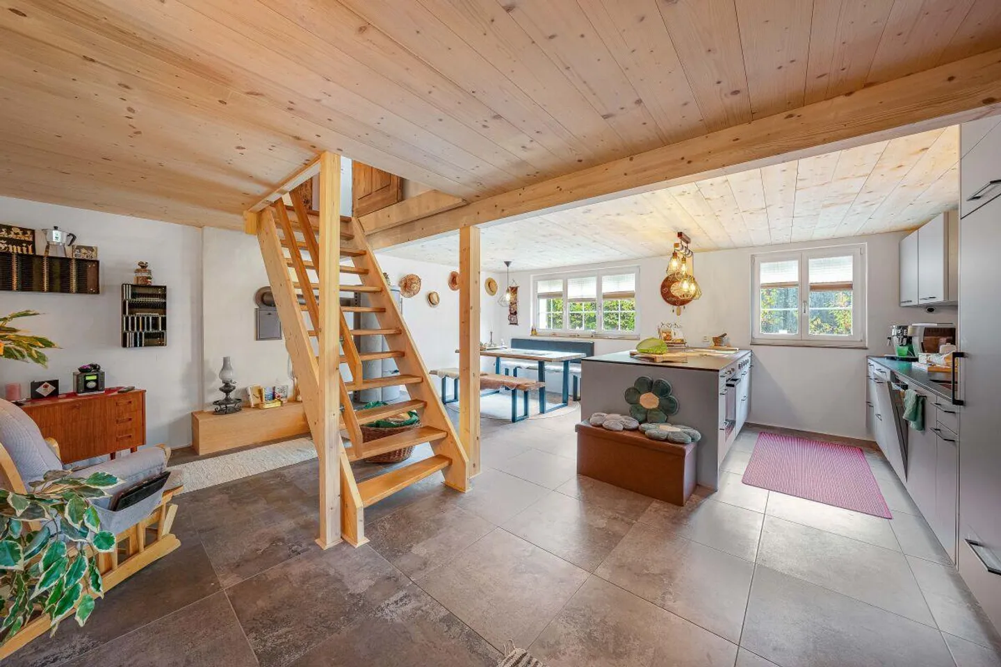 RÉSERVÉ | Maison bifamiliale - Photo 4 sur 13