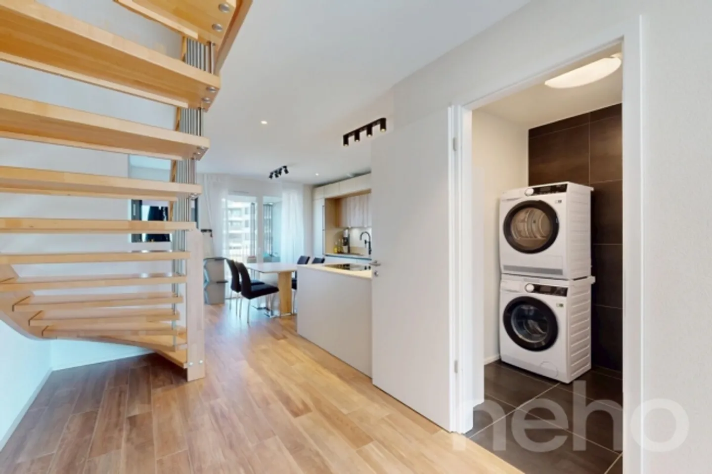 Duplex for sale - Photo 8 of 13