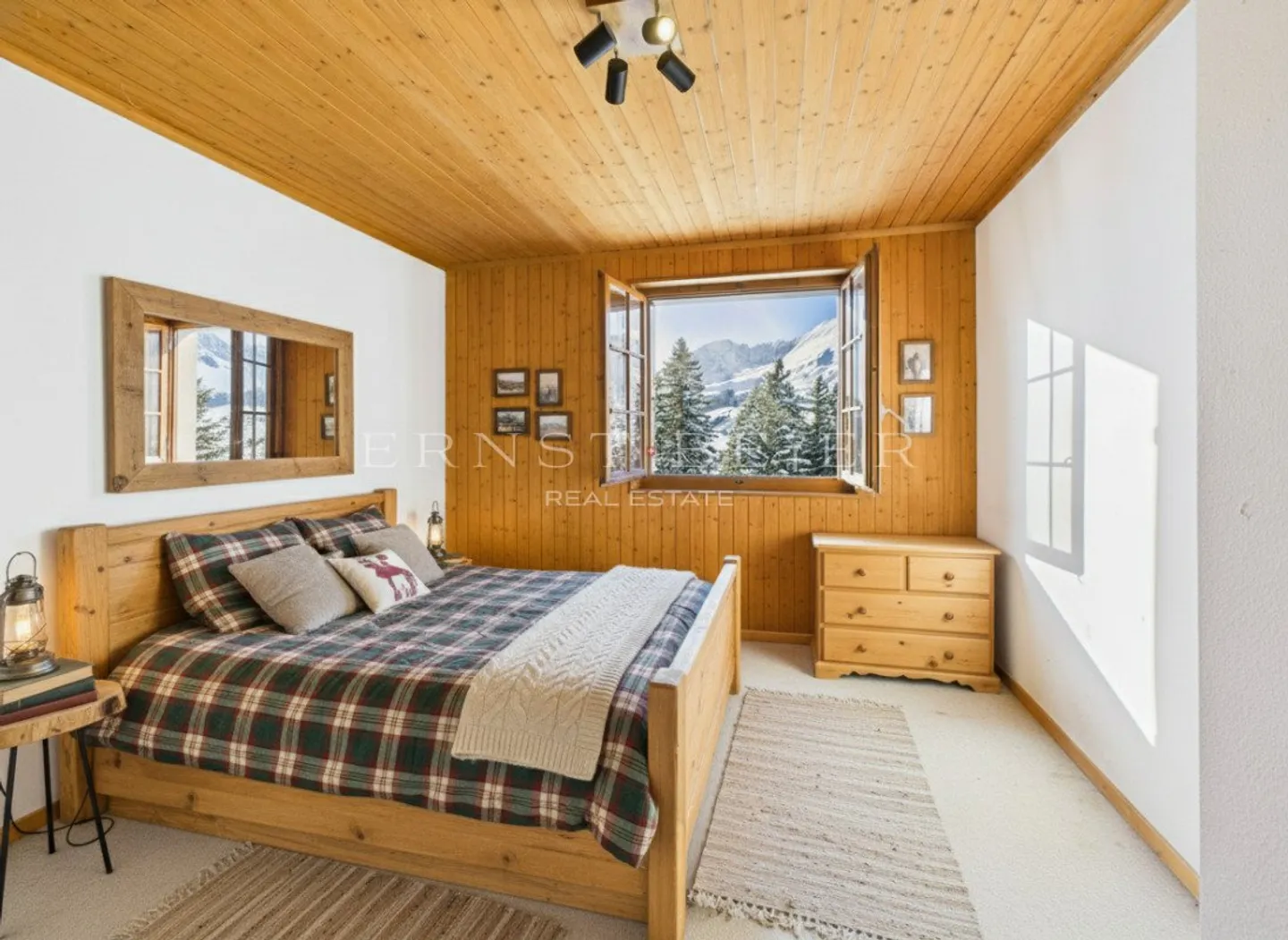 Reihenhaus-Chalet mit 4,5 Zimmern in einer märchenhaften Umgebung - Foto 4 von 13