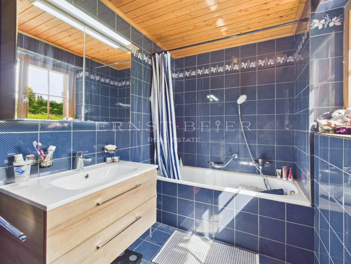 Reihenhaus-Chalet mit 4,5 Zimmern in einer märchenhaften Umgebung - Foto 8 von 13