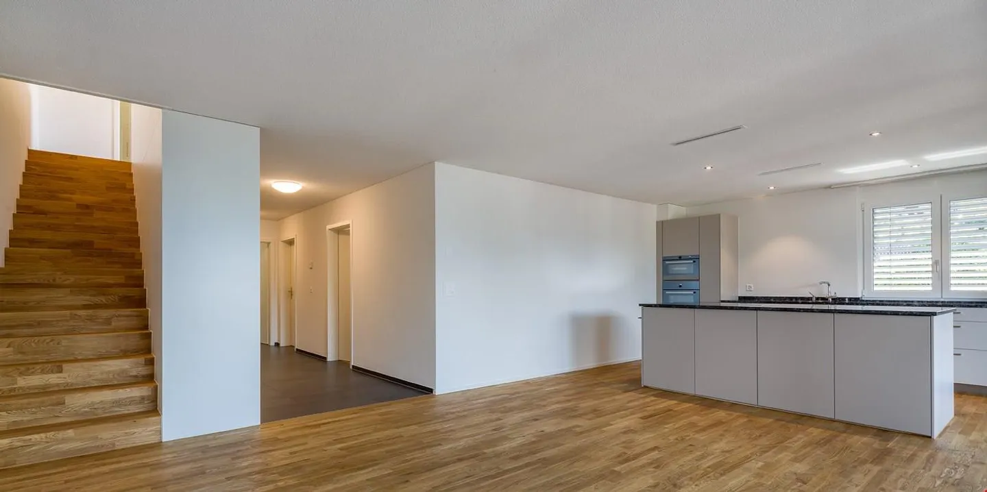 4 ½-room apartment in Gunten - Photo 2 of 9