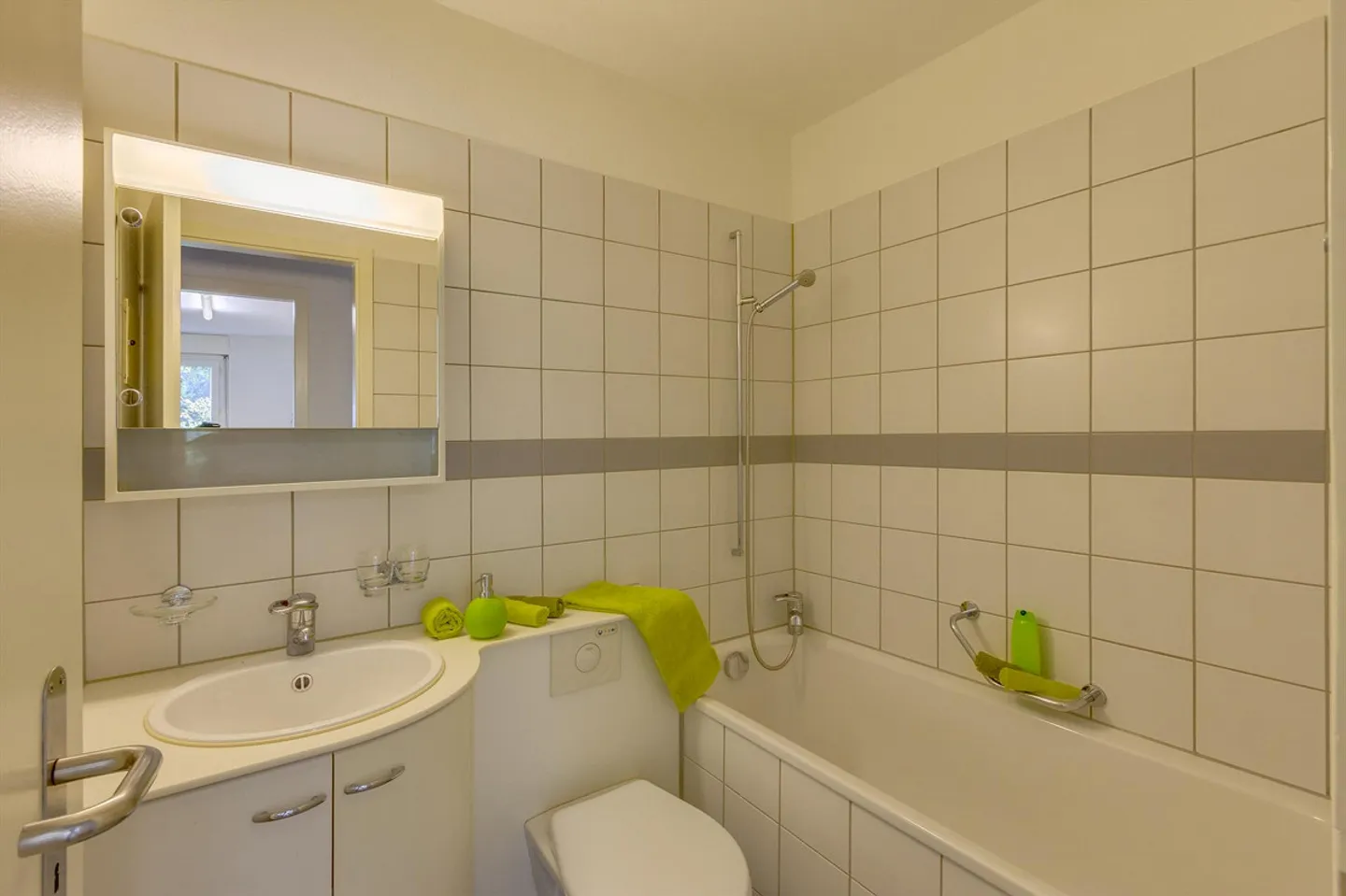 Bel appartement avec coin jardin - Photo 5 sur 7