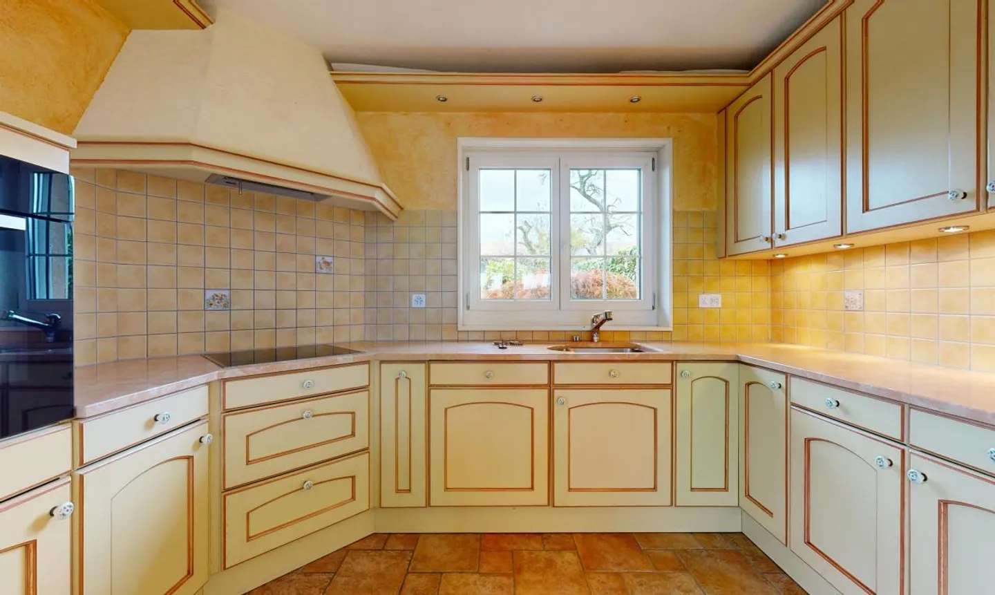 Pretty semi-detached house with 5.5 rooms in absolute calm in Sullens - Photo 5 of 13