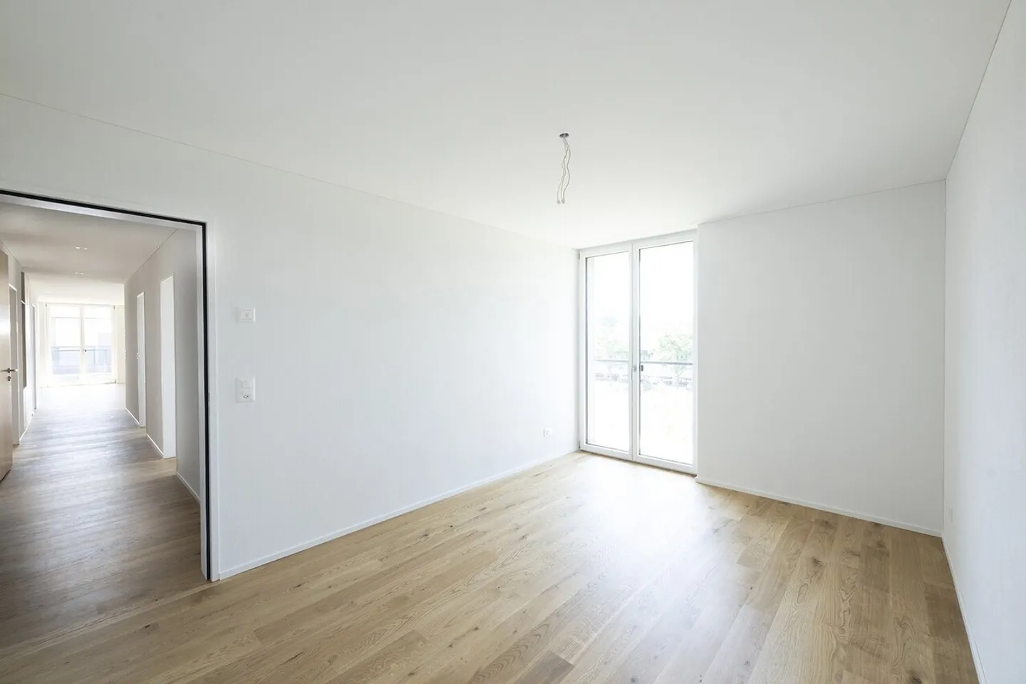 AUTUMN PROMOTION - 1 Month Free Living and CHF 1,000 Coop Voucher - FIRST RENTAL BAHNWEID in Deitingen HIGH-QUALITY LIVING IN MODERN ARCHITECTURE - Photo 11 of 13