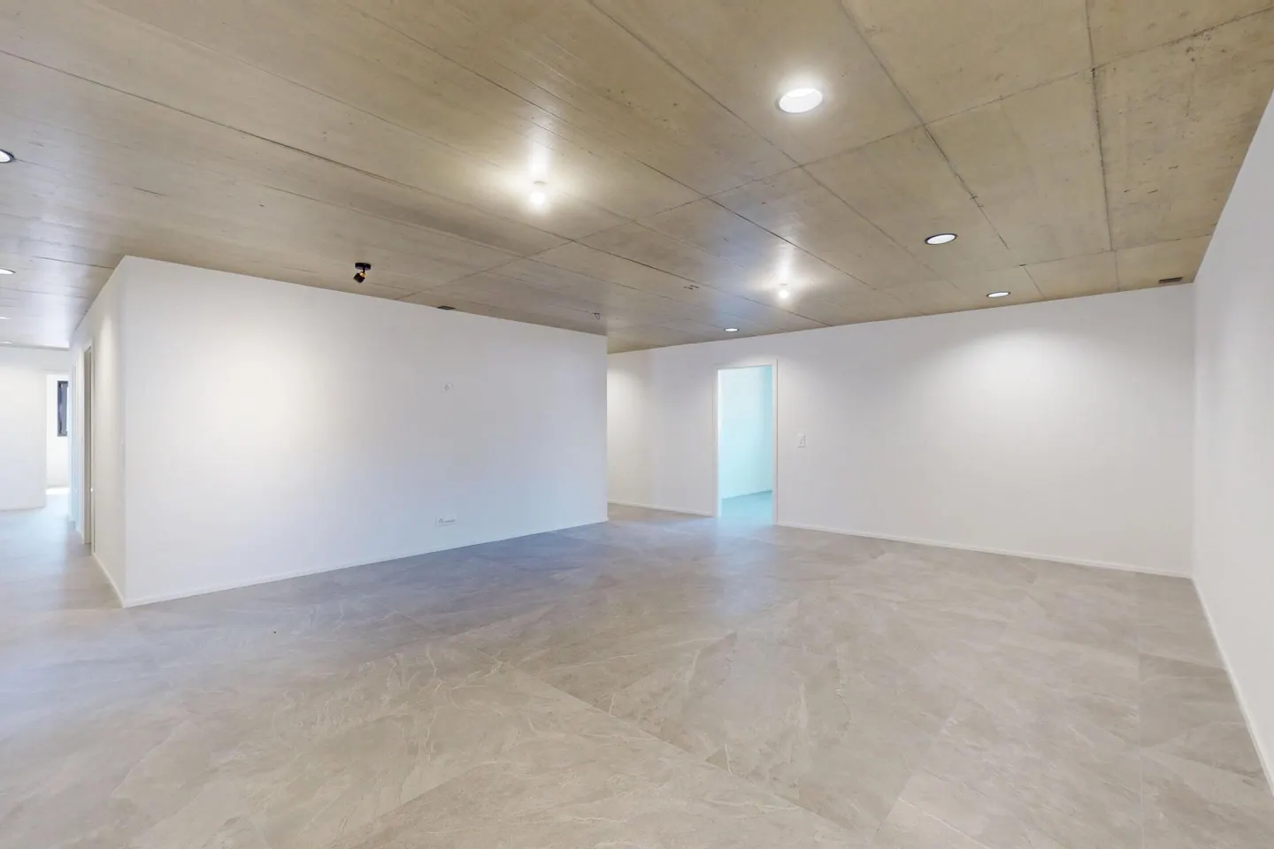 Spazi per uffici / studio - Foto 1 di 15