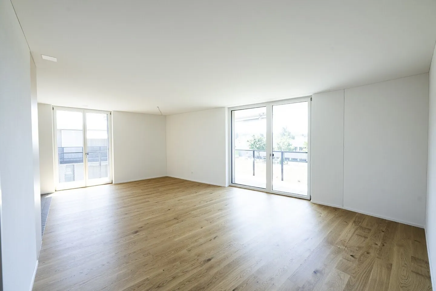AUTUMN PROMOTION - 1 Month Free Living and CHF 1,000 Coop Voucher - FIRST RENTAL BAHNWEID in Deitingen HIGH-QUALITY LIVING IN MODERN ARCHITECTURE - Photo 10 of 13