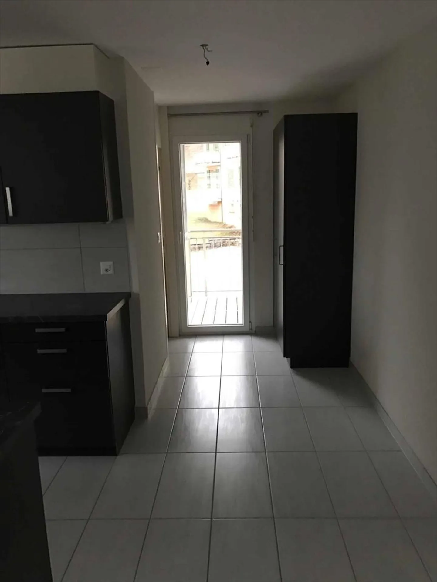 2.5 Room Apartment - Photo 3 of 13