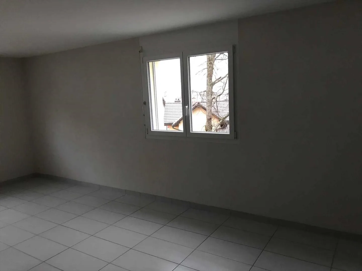 2.5 Room Apartment - Photo 7 of 13