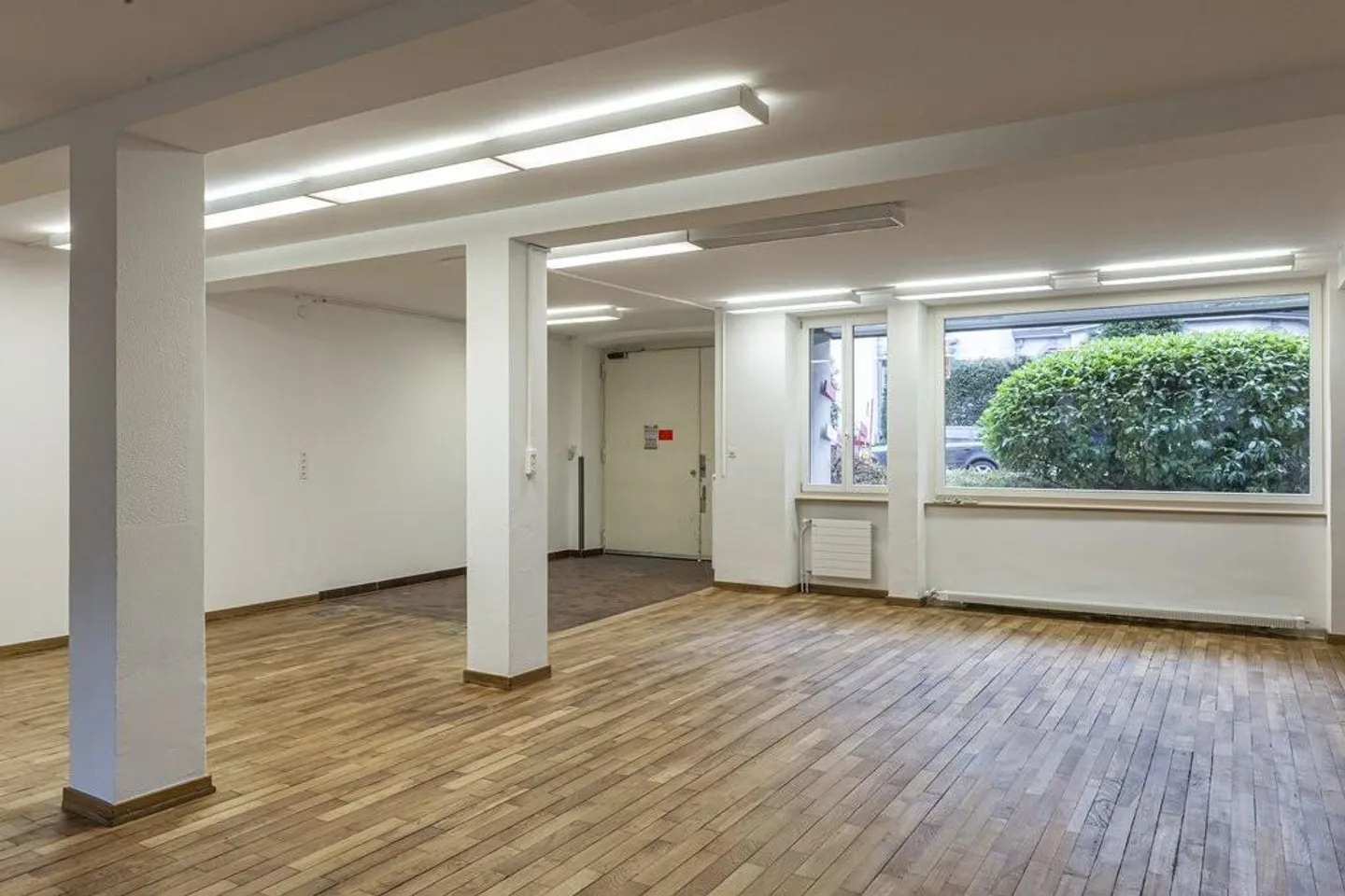 Uso versatile: Ex locali postali nel quartiere di Bachletten - Foto 4 di 7