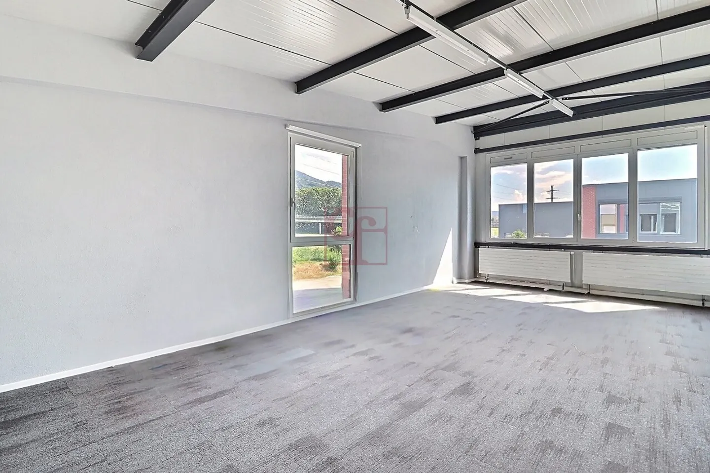 Espace commercial à Semsales - Photo 6 sur 9