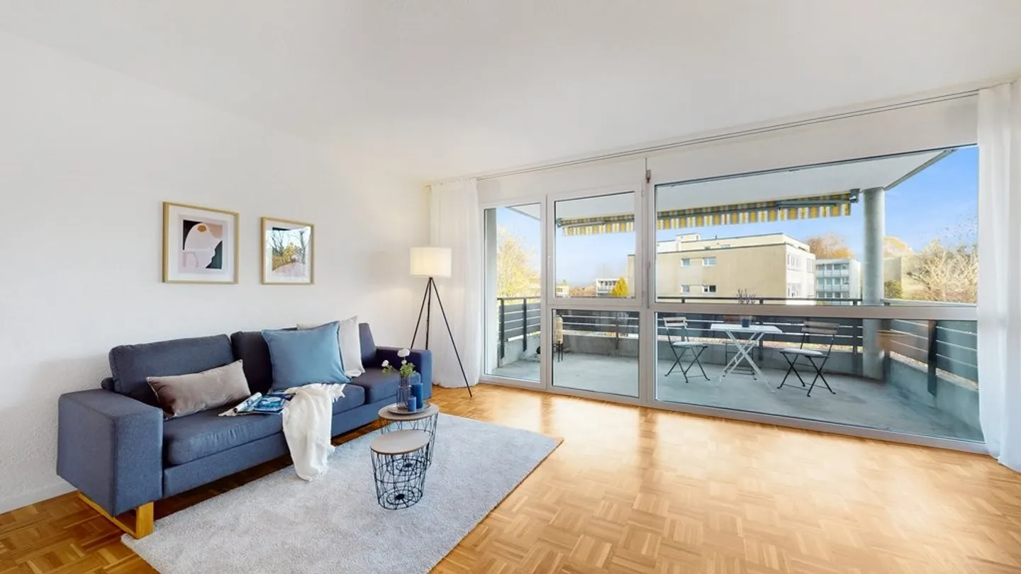 4.5-Zimmerwohnung mit Gartensitzplatz und eigener Waschküche - Foto 1 von 12