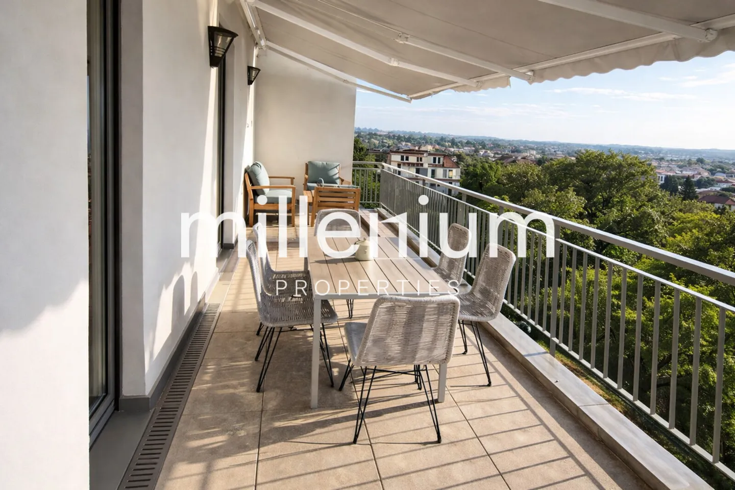 Attico eccezionale con terrazza a Champel (arredato) - Foto 2 di 9