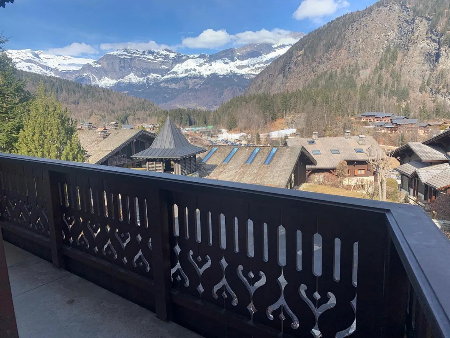 Le Houches, CHAMONIX, FR. - Appartement alpin ski-in/ski-out - Idéal pour les familles et les investisseurs - Photo 5 sur 9