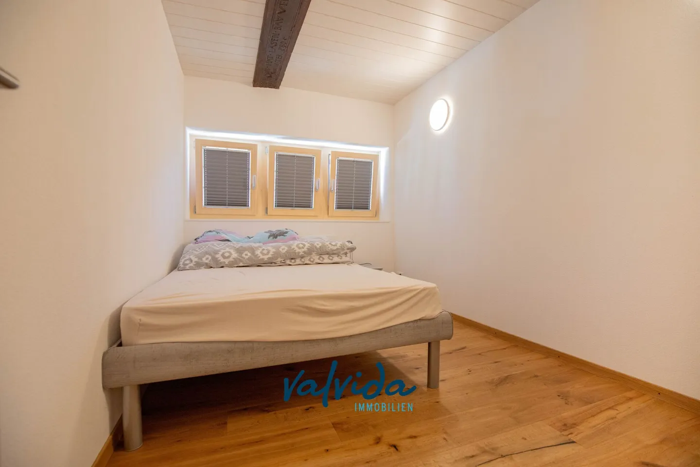 Appartement moderne de 3,5 pièces à louer à Varen - Photo 7 sur 10